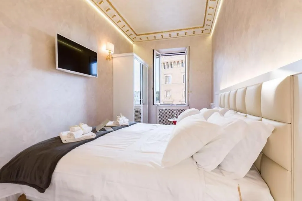 Piazza Venezia Luxury Suite Rome