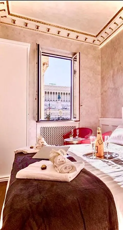 Piazza Venezia Luxury Suite Rome