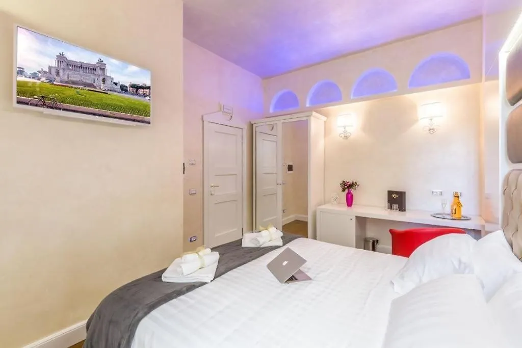 Piazza Venezia Luxury Suite Rome Italy