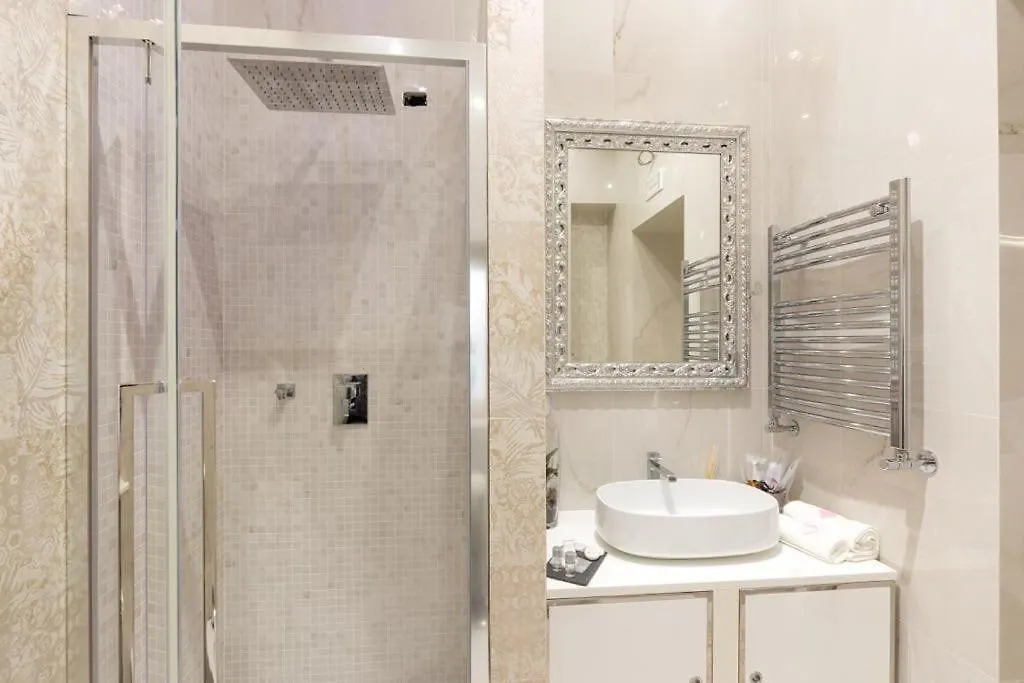 Piazza Venezia Luxury Suite Rome Guest house