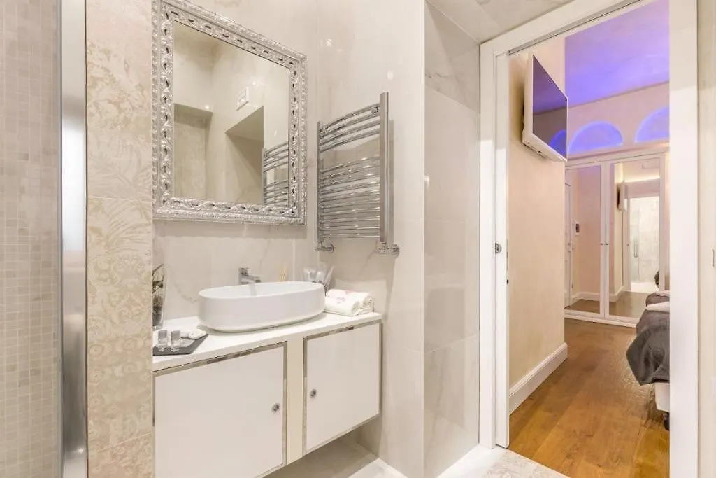 Piazza Venezia Luxury Suite Rome 0*,  Italy