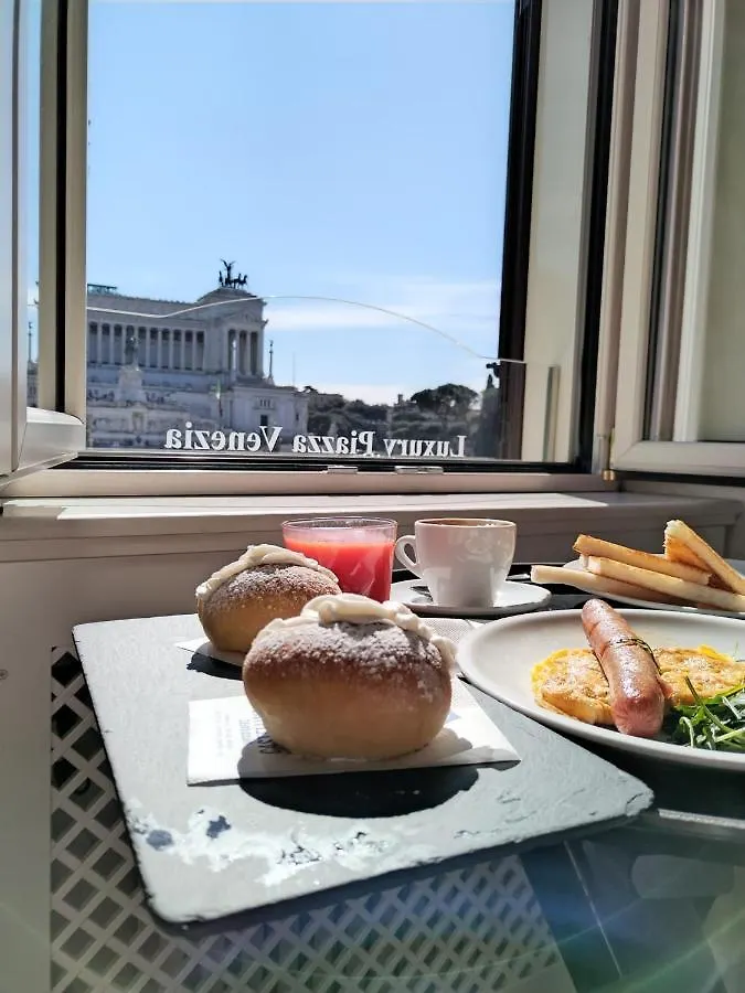 Piazza Venezia Luxury Suite Rome 0*,